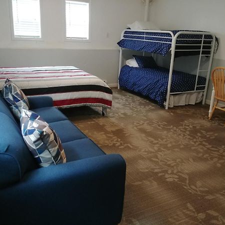 Arctic Adventure Hostel Анкоридж Екстер'єр фото